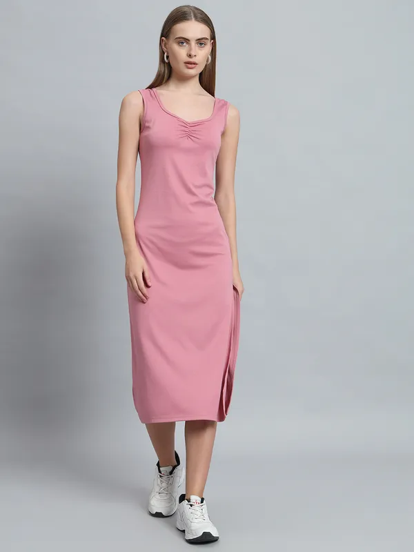 Light_Pink_Cotton_Blend_Solid_Straight_Fit_Midi_Length_Dress_For_Women_&_Girls