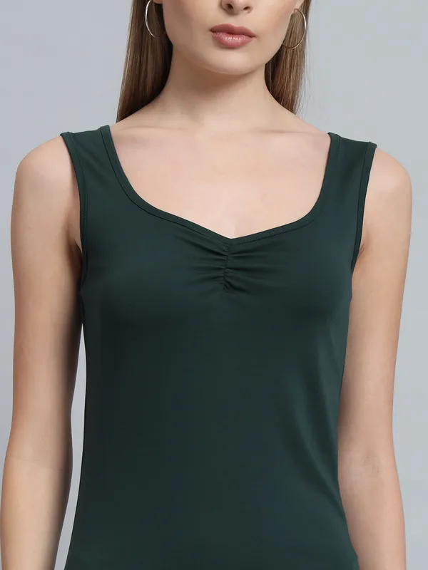 Bottel_Green_Cotton_Blend_Solid_Straight_Fit_Midi_Length_Dress_For_Women_&_Girls
