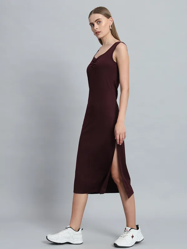 Wine_Cotton_Blend_Solid_Straight_Fit_Midi_Length_Dress_For_Women_&_Girls