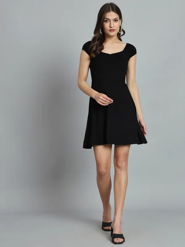 Black_Cotton_Blend_Solid_Stretchable_Fit_&_Flare_Stylish_Mini_Length_Dress_For_Women_&_Girls