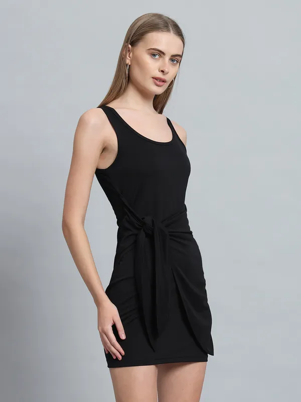 Black_Cotton_Blend_Solid_Round_Neck_Sleeveless_Stretchable_Mini_Bodycon_Dress_For_Women_&_Girls