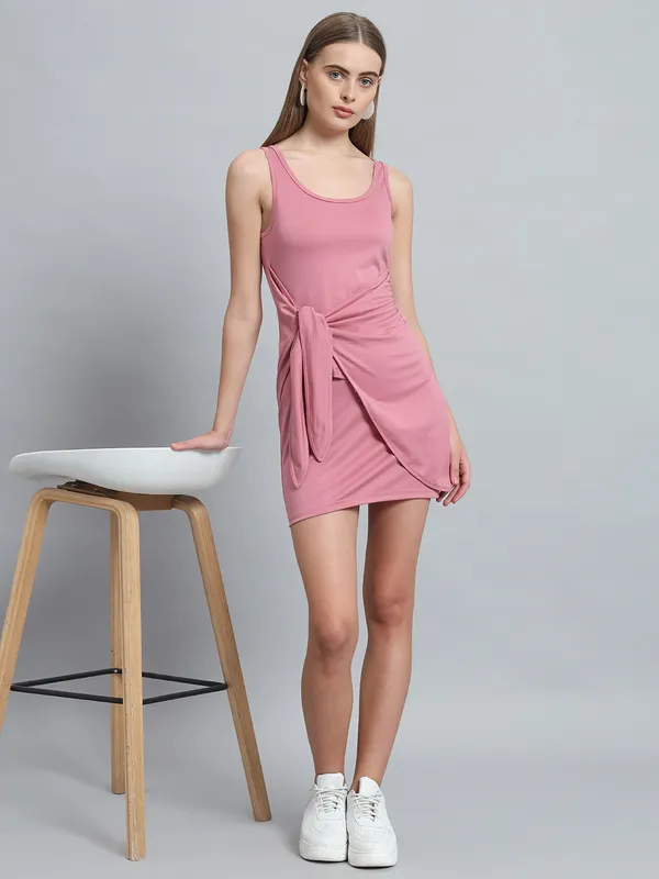 Light_Pink_Cotton_Blend_Solid_Round_Neck_Sleeveless_Stretchable_Mini_Bodycon_Dress_For_Women_&_Girls