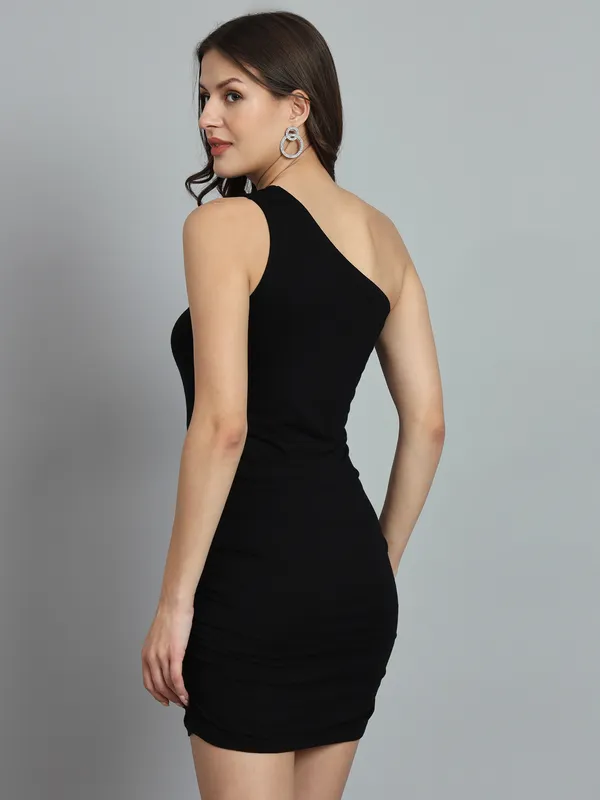 Black_Stretchable_Single_Shoulder_Mini_Bodycon_Dress_For_Women_&_Girls
