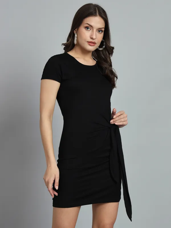 Black_Round_Neck_Stretchable_Side_Knot_Mini_Length_Bodycon_Dress_For_Women_&_Girls