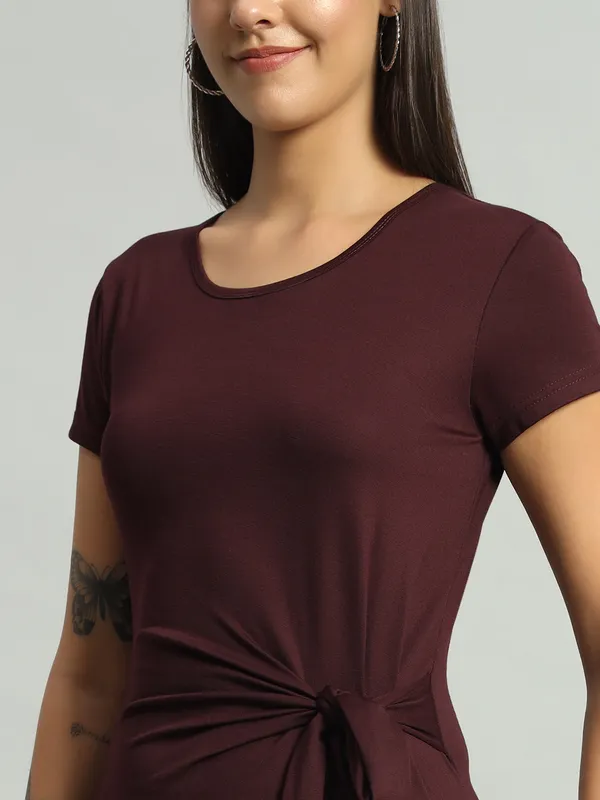 Wine_Round_Neck_Stretchable_Side_Knot_Mini_Length_Bodycon_Dress_For_Women_&_Girls