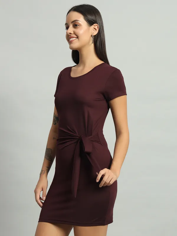 Wine_Round_Neck_Stretchable_Side_Knot_Mini_Length_Bodycon_Dress_For_Women_&_Girls