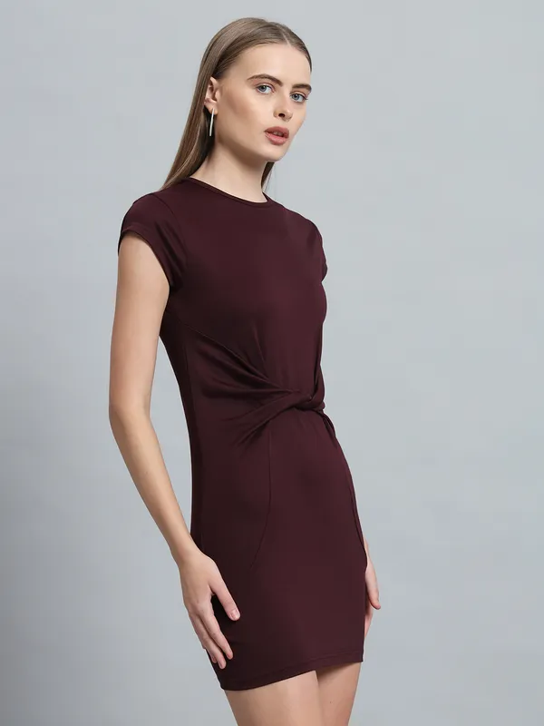 Wine_Cotton_Blend_Solid_Stylish_Stretchable_Twisted_Mini_Length_Bodycon_Dress_For_Women_&_Girls