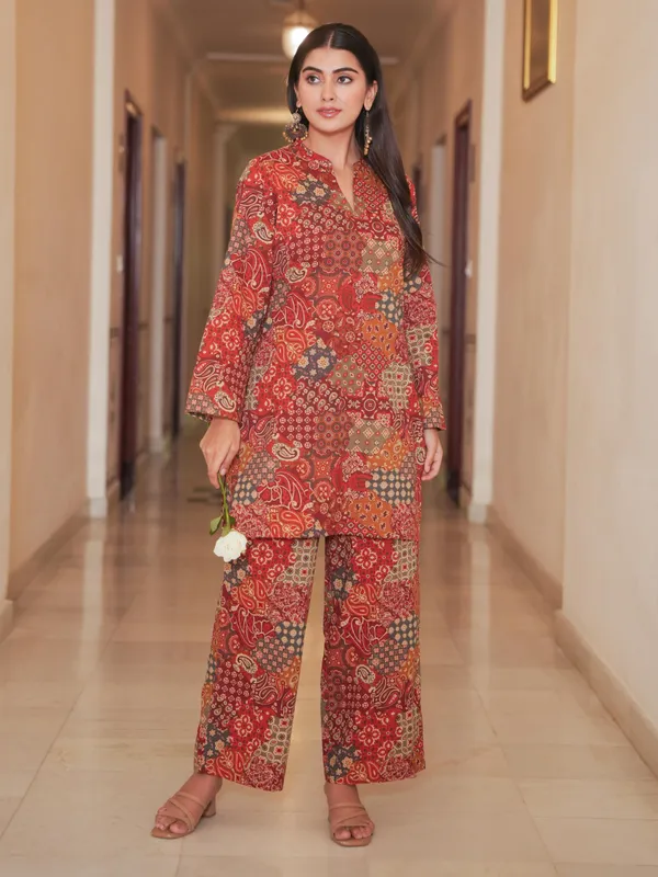 soft_cotton_patchwork_straight_multicolor_kurta_with_palazzo_pants.