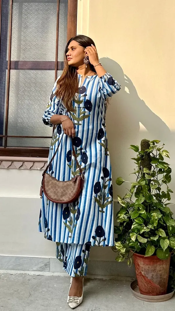 Bm_blue_payal_