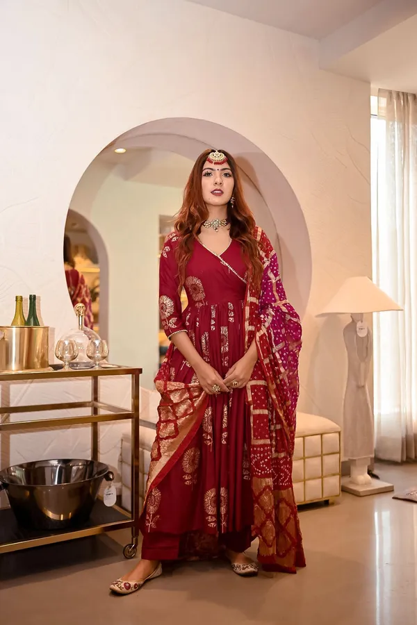 Maroon_Angrakha_Bandhej_Suit_Set