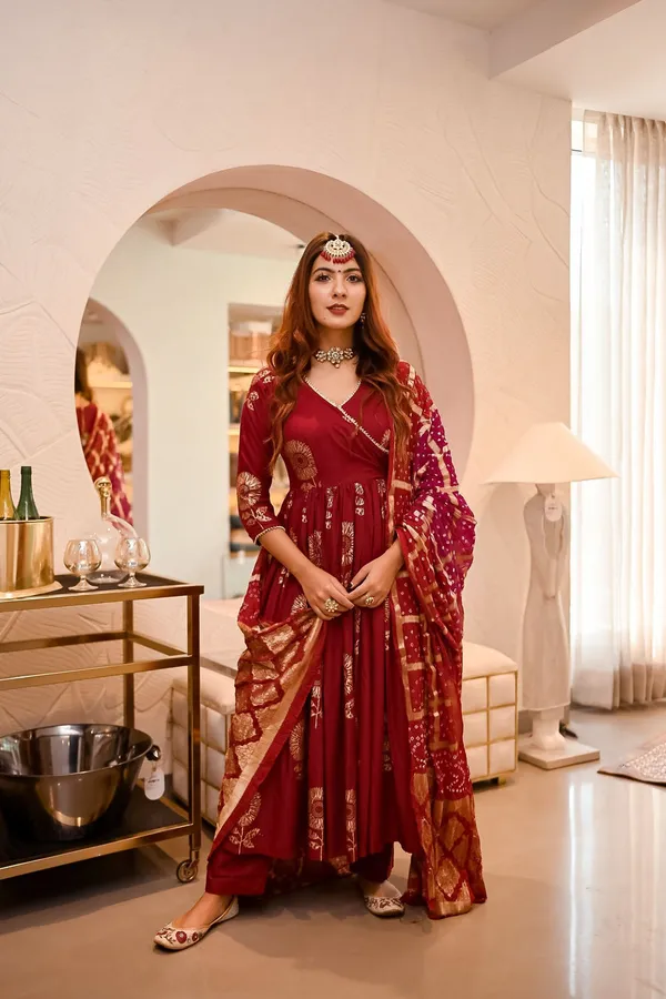 Maroon_Angrakha_Bandhej_Suit_Set