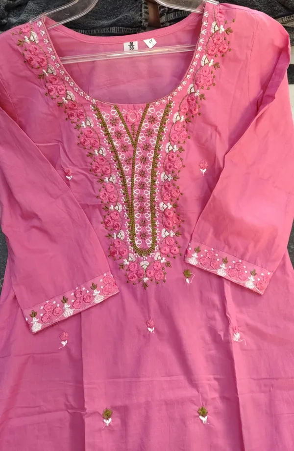pink_embroidered_cotton_kurta_set
