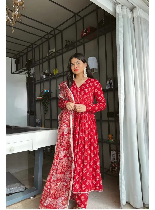 Libas_Red_&_White_Floral_Print_Cotton_Anarkali_Kurta_Set_with_Dupatta