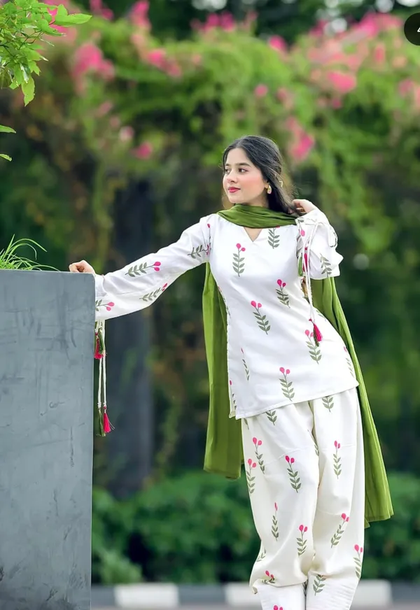 traditional_off-white_floral_block-printed_Farshi_salwar_suit_set_accented_with_a_solid_olive_green_dupatta.