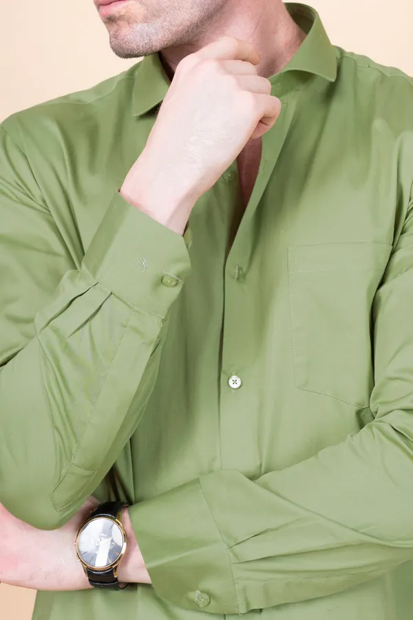 Green_Cotton_Cutway_Collar_Full_Sleeves_Shirts_For_Men