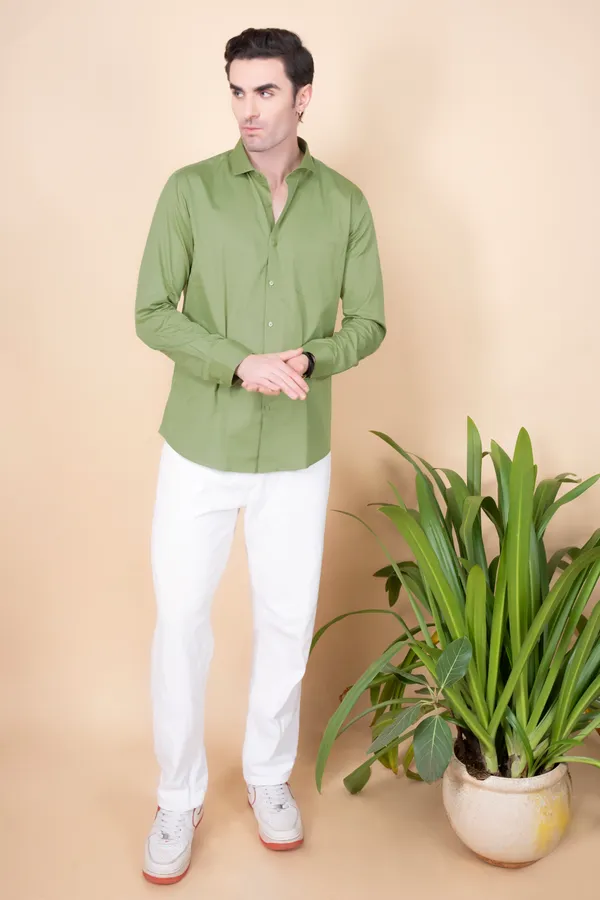 Green_Cotton_Cutway_Collar_Full_Sleeves_Shirts_For_Men