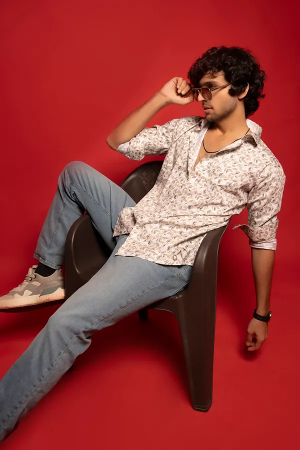 Beige_Giza_Cotton_Printed_Slim_Fit_Shirts_For_Men