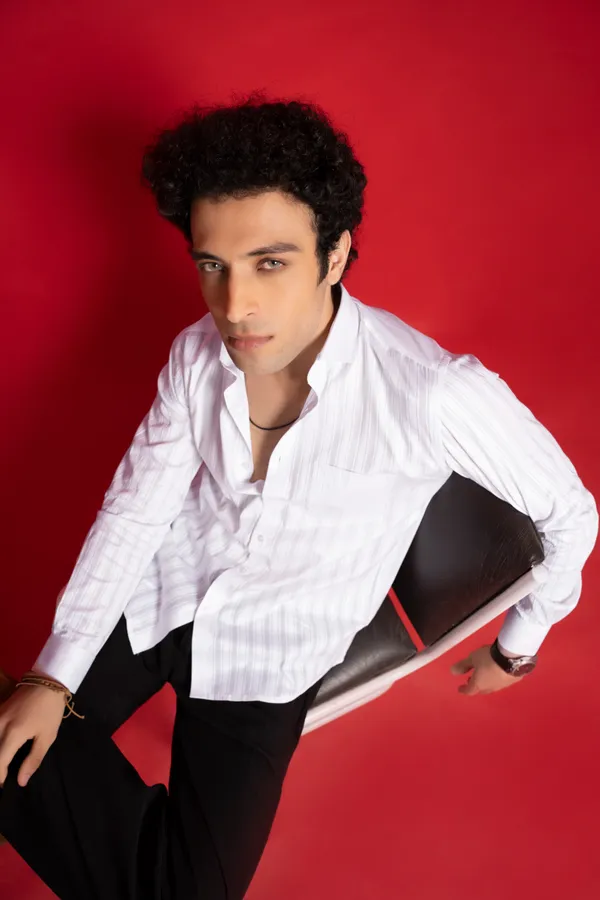 White_Luxury_Giza_Cutway_Collar_Full_Sleeves_Shirts_For_Men