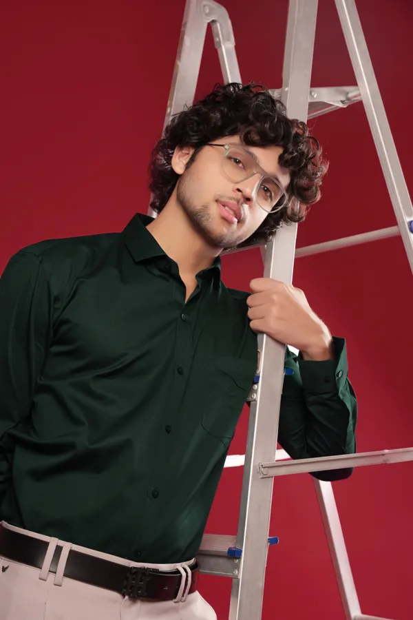 Dark_Green_Cotton_Cutway_Collar_Full_Sleeves_Shirts_For_Men