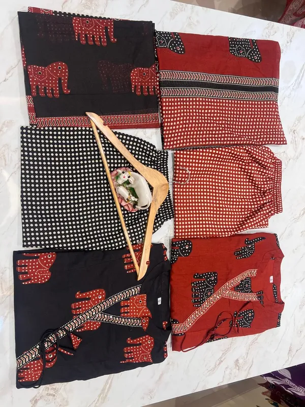 Beautiful_Angarkha_Style_Look_Kurti_and_Pant_Paired_with_Dupatta