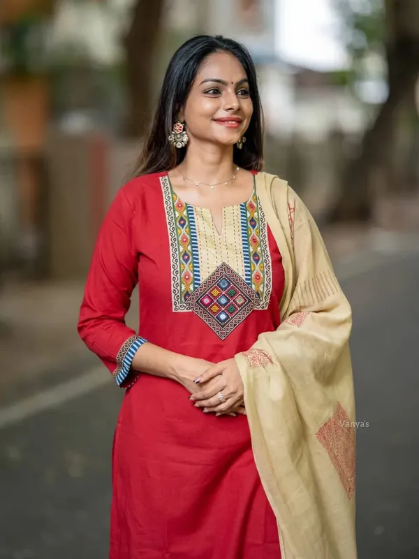 Beautiful_Cotton_Embroidered_Straight_Cut_Kurti_and_Pant_Paired_with_Dupatta
