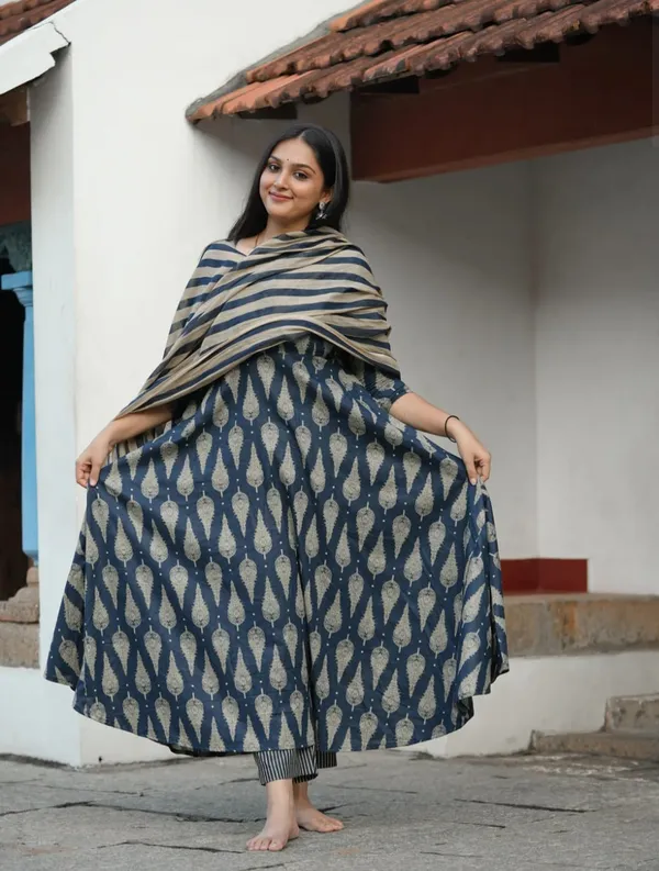 Beautiful_Cotton_Printed_Anarkali_Kurti_and_Pant_Paired_with_Dupatta
