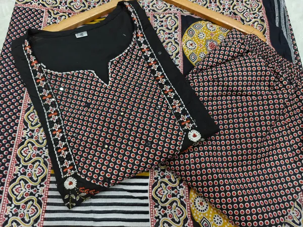 Beautiful_Cotton_Printed_Kurti_and_Pant_Paired_with_Dupatta