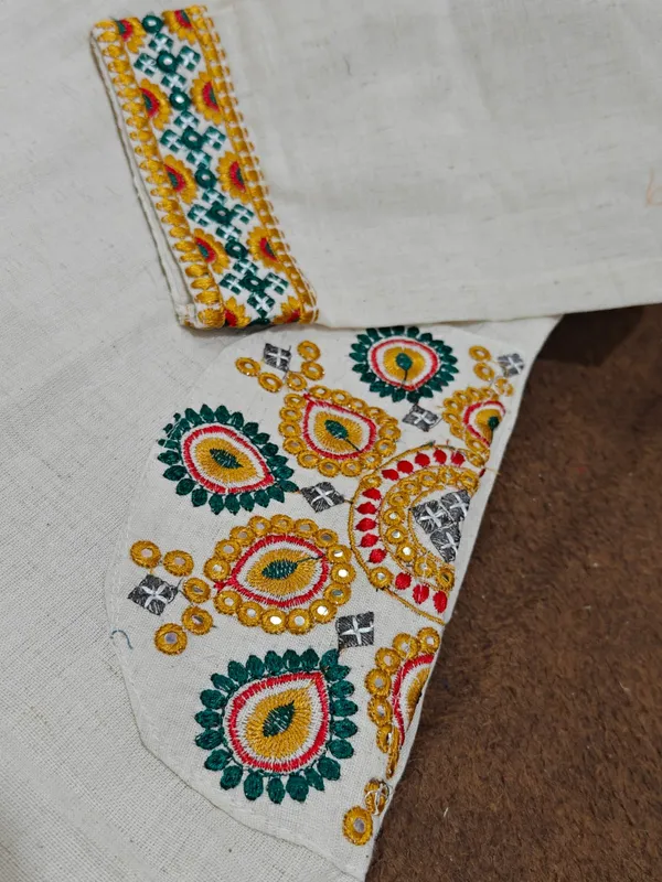 Flex_Cotton_Embroidered_Kurti_and_Pant_Set