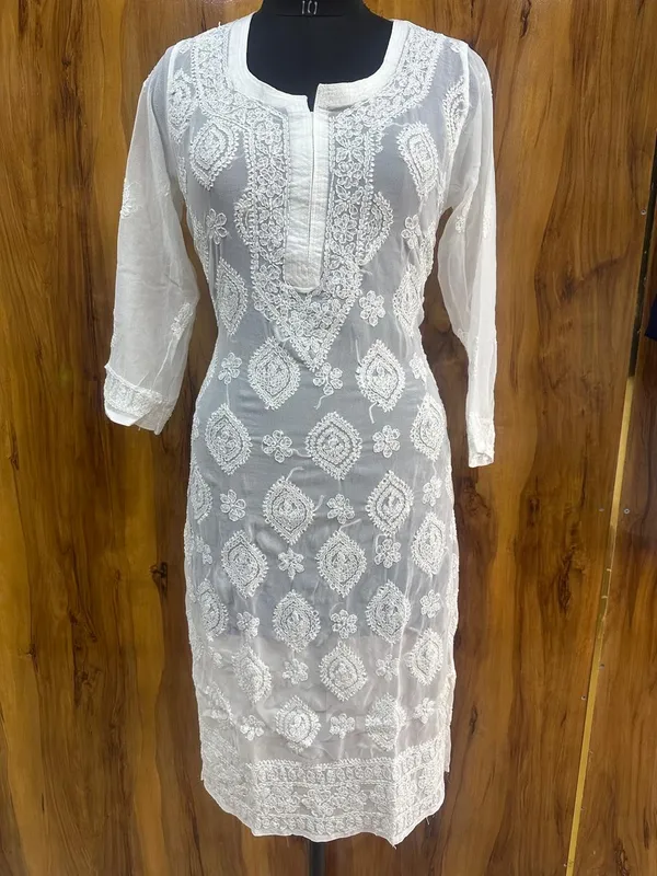 Summer_Special_Lucknowi_Chikankari_Kurti
