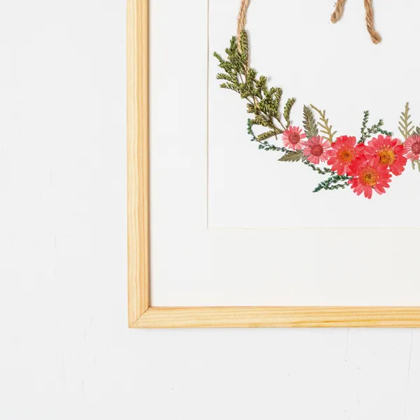 Handmade_Pressed_Flower_Frame_|_Multicolor_|_11_X_15_Inch
