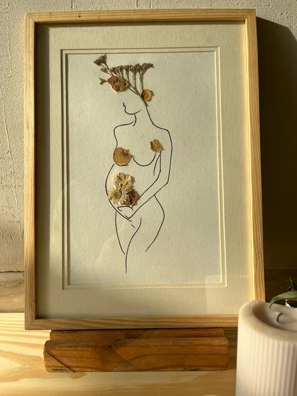 Handmade_Pregnancy_Silhouette_Frame_With_Real_Pressed_Flowers_|_Botanical_Wall_Art_And_Keepsake_Gift_For_Moms_To_Be_|_Maternity_And_Nursery_Decor_|_Multicolor_|_11_X_15_Inch