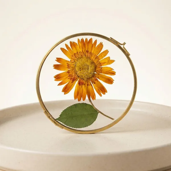 Round_Metal_Glass_Frame_With_Sunflower_For_Wall_Decor_And_Giftting_|_Gold_|_6_X_6_Inch