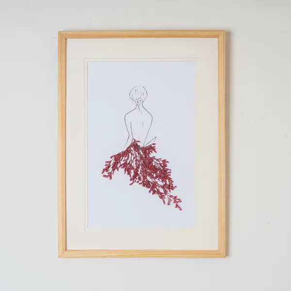 Girl_In_Dried_Flower_Pressed_Art_Frame_|_Artistic_Botanical_Wall_Decor_And_Gift_|_Multicolor_|_11_X_15_Inch