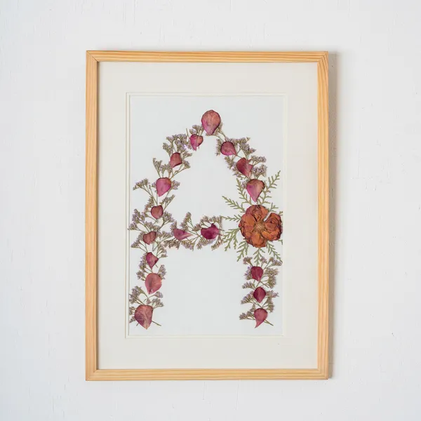 Personalised_Initial_Pressed_Flower_Frame_|_Custom_Botanical_Gift_For_Weddings_And_Anniversaries_|_Multicolor_|_11_X_15_Inch