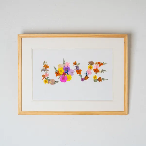 Couple_Initials_Floral_Art_Frame_|_Customised_Pressed_Flower_Keepsake_For_Valentines_|_Multicolor_|_11_X_15_Inch