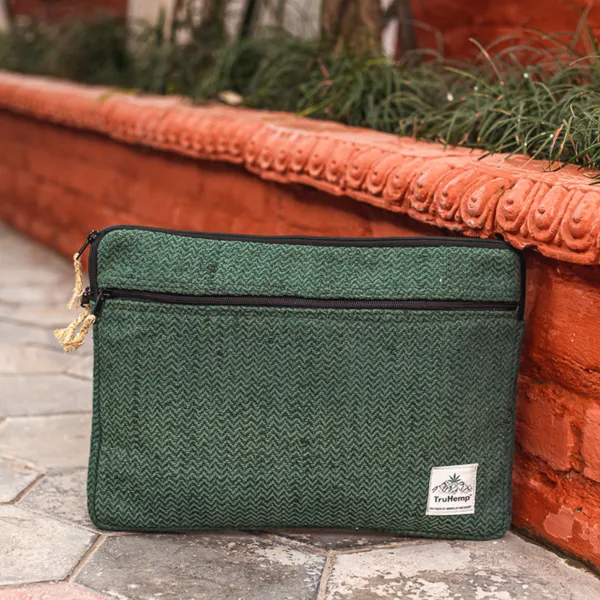 Linear_Laptop_Sleeve_-_Green