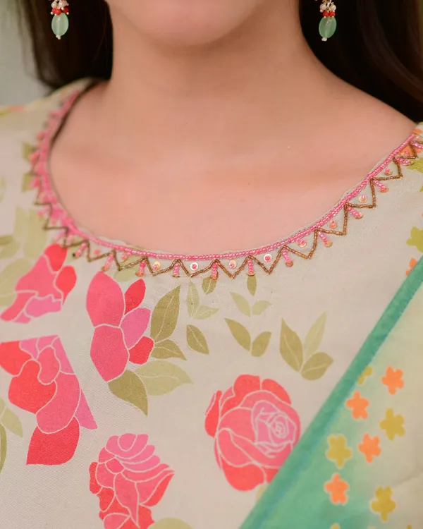 Green_Cotton_Premium_&_Elegant_Embroidered_Kurta_,_Pant_&_Dupatta_For_Women