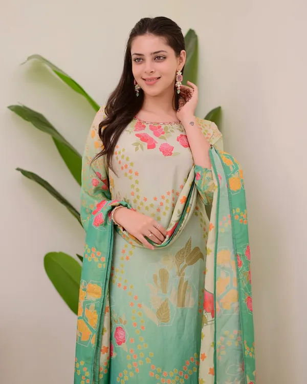 Green_Cotton_Premium_&_Elegant_Embroidered_Kurta_,_Pant_&_Dupatta_For_Women