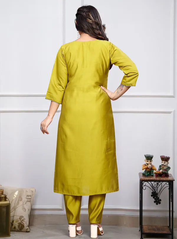 Yellow_Chenderi_Silk_Premium_&_Elegant_Embroidered_Kurta_,_Pant_&_Dupatta_For_Women