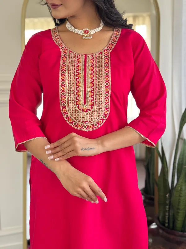 Pink_Cotton_Premium_&_Elegant_Embroidered_Kurta_,_Pant_&_Dupatta_For_Women