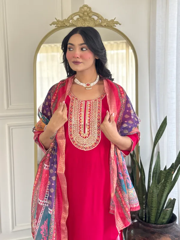 Pink_Cotton_Premium_&_Elegant_Embroidered_Kurta_,_Pant_&_Dupatta_For_Women