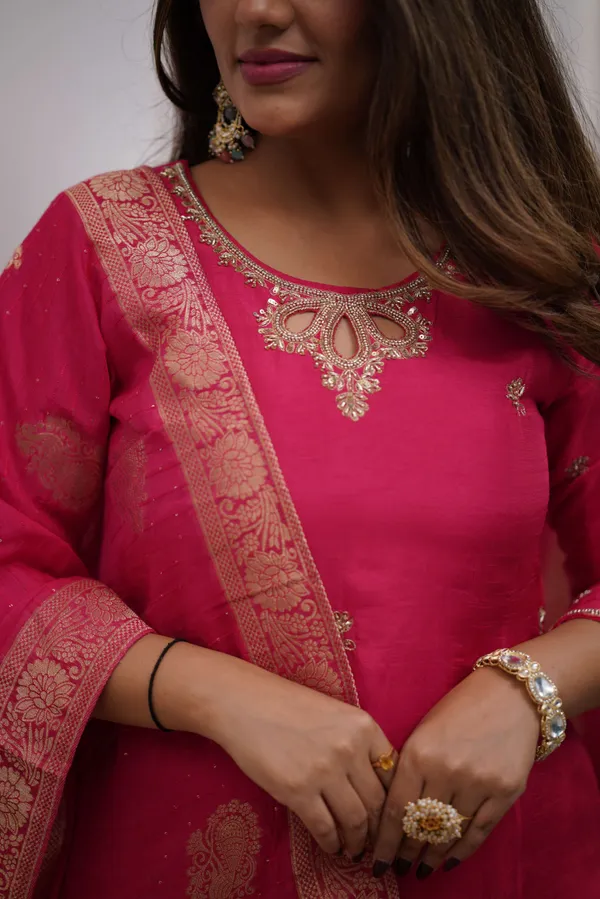 Pink_Chenderi_Silk_Premium_&_Elegant_Embroidered_Kurta_,_Pant_&_Dupatta_For_Women