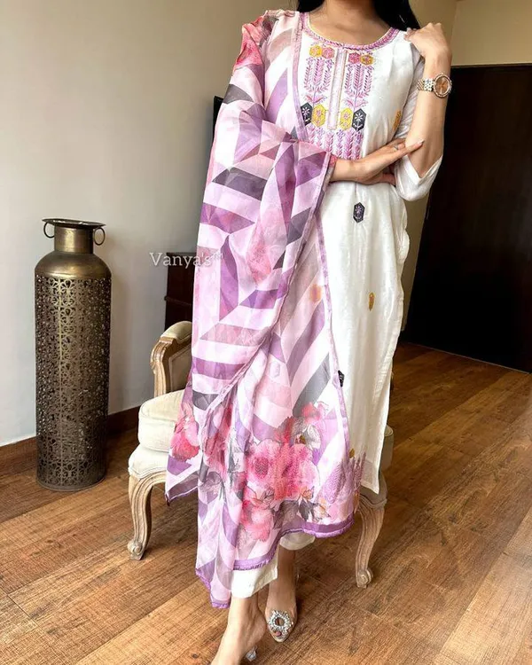 White_Chenderi_Silk_Premium_&_Elegant_Embroidered_Kurta_,_Pant_&_Dupatta_For_Women