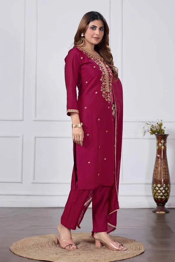 Red_Cotton_Premium_&_Elegant_Embroidered_Kurta_,_Pant_&_Dupatta_For_Women