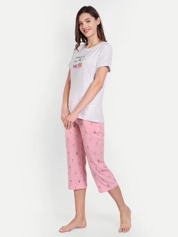 Pink_Cactus_Cotton_Capri_Set_For_Women