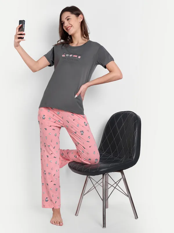 Grey_Newyork_Cotton_Full_Pants_For_Women