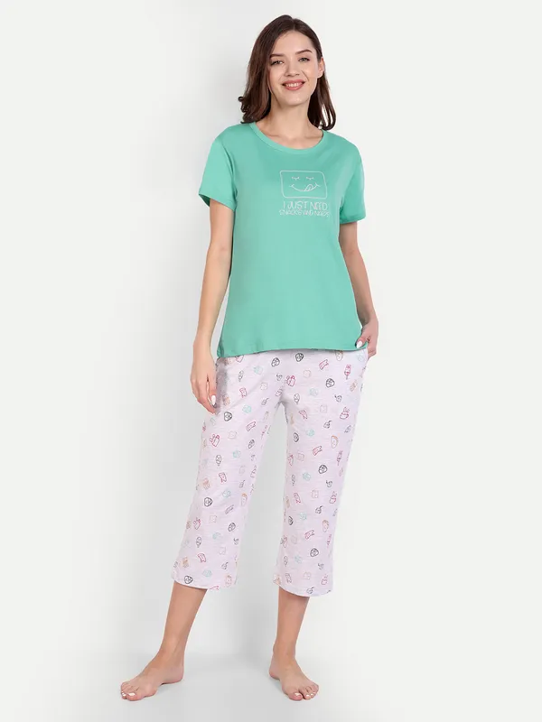Green_Nap_And_Snack_Cotton_Capri_For_Women
