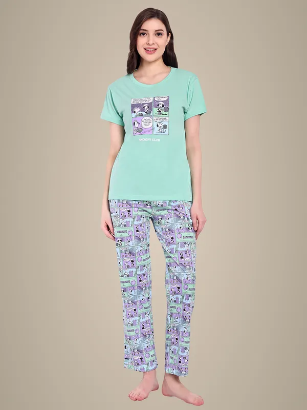 Green_Peanut_Comic_Strip_Cotton_Full_Pyjama_Sets_For_Women
