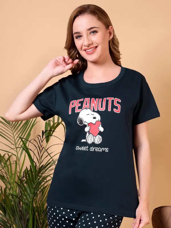 BEDTIME_STORY_PRINTED_PEANUT_TSHIRT_AND_DOTS_PYJAMAS_SET