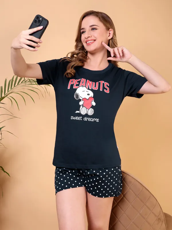 BEDTIME_STORY_PRINTED_PEANUT_TSHIRT_AND_DOTS_SHORTS_SET
